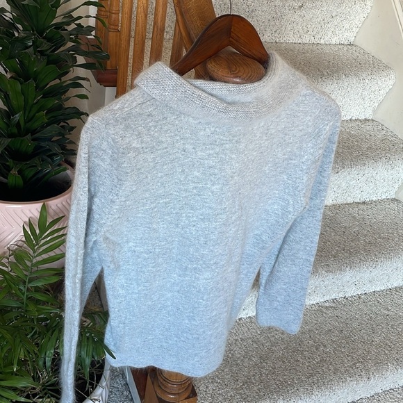 Fenn Wright Manson Angora Rabbit & Lambs Wool Shawl Sweater - Picture 4 of 6